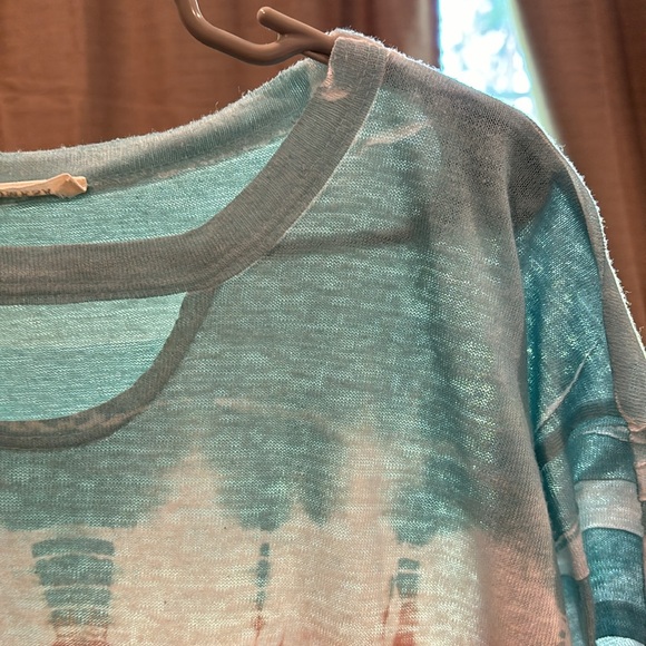 Lightweight tie dye top! - Picture 4 of 4